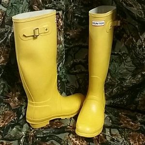 *REDUCED*Hunters Original Yellow Tall Matte Boot